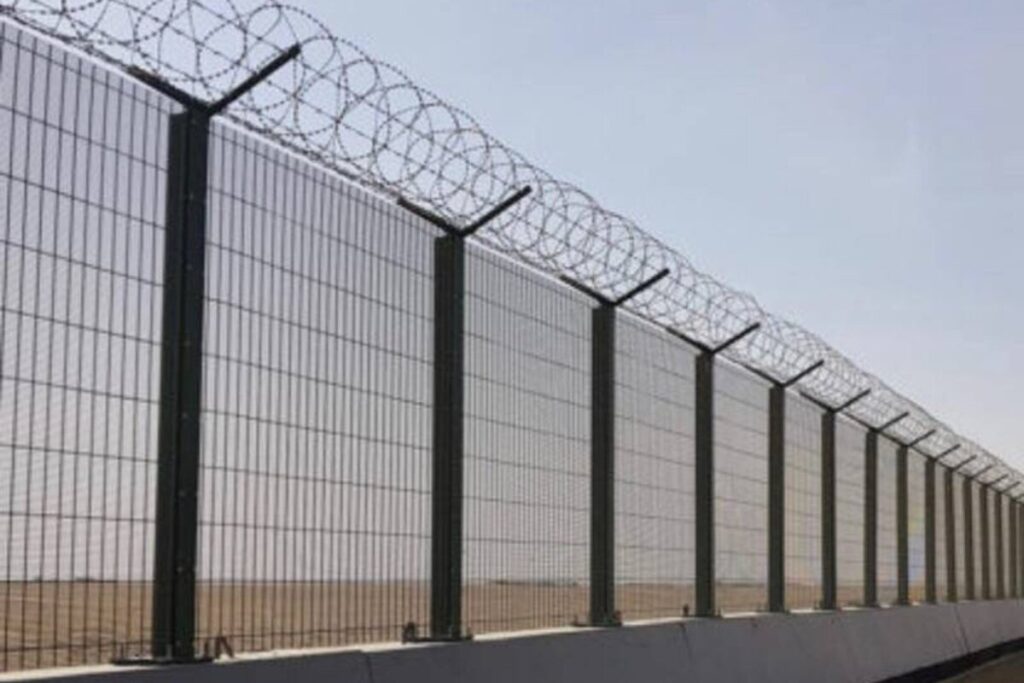 riyadh fencing security playgrounds 9